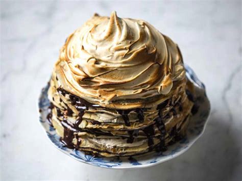 Gorgeous Crepe Cakes We Re Salivating Over Right Now Chatelaine