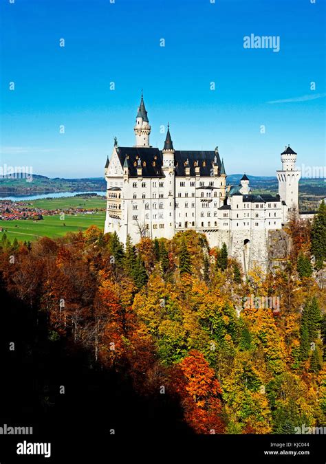 Mad King Ludwigs Neuschwanstein Castle In Bavaria Germany Stock Photo