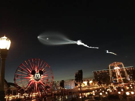 They continued to experiment unsuccessfully with parachutes on the earliest falcon 9 flights after 2010. Did You See the Latest SpaceX Rocket Launch? - Texas UFO ...