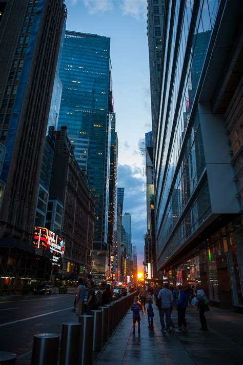 Manhattan Henge May 2014 Raleigh And Nyc Wedding Photographer Mikkel