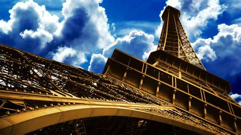 74 Eiffel Tower Desktop Wallpaper On Wallpapersafari