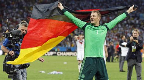 Weltmeister Manuel Neuer Ist Fußballer Des Jahres Dfb Deutscher Fußball Bund E V