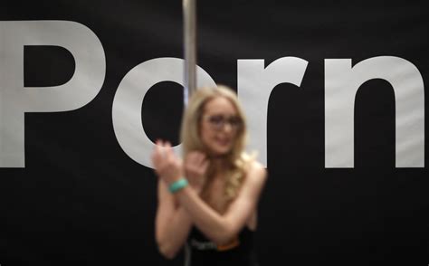 Pornhub Owner Agrees To Pay 1 8m And Independent Monitor To Resolve Sex Trafficking Related Charge