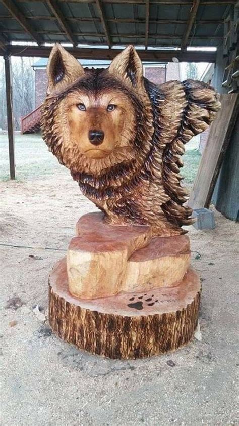 Pin By Joyce Brown On Wolf Spirit Tree Carving Chainsaw Wood Carving