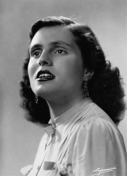 Amália Rodrigues Portuguese Actress And Singer 1920 99 Known As The