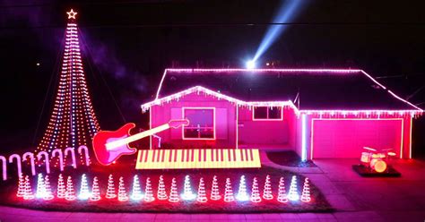 Best Outdoor Christmas Light Displays Set To Music You Need To See Now