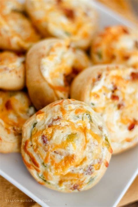Easy Baked Bacon Cheddar And Jalapeno Pinwheels