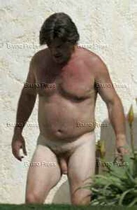 OMG He S Naked Kurt Russell OMG BLOG