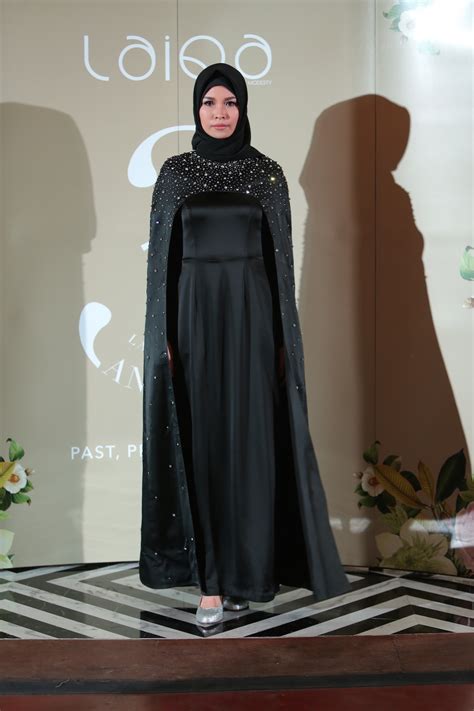 Kami juga memiliki visi yang sama, untuk lebih memudahkan para hijabers mendapatkan baju olahraga yang cocok dan trendi, kata jenahara nasution creative director of jenahara. Model Baju Muslim Terbaru Jenahara / Harga Jenahara ...