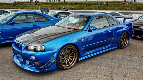 nissan skyline gt r wallpapers vehicles hq nissan skyline gt r pictures 4k wallpapers 2019