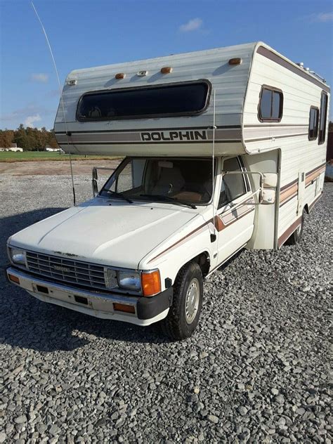 1985 Toyota Dolphin 21ft Motorhome Mini Rv Class C Camper Sold As Is No