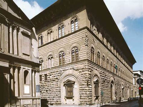 Vroege Renaissance ~ Michelozzo Di Bartolomeo ~ Palazzo Medici Riccardi