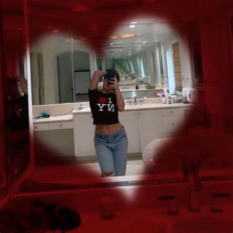 Addison Selfie Mirror Scenes Rae Random Stuff Queen Random Things Mirrors