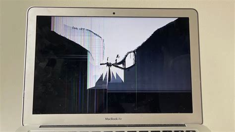 13 Inch 2017 Macbook Air With Crack On Center Of Screen Repaired Mac