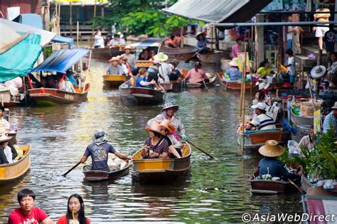 The damnoen saduak floating market is thailand's most popular. Damnoen Saduak Floating Market - Bangkok.com Magazine