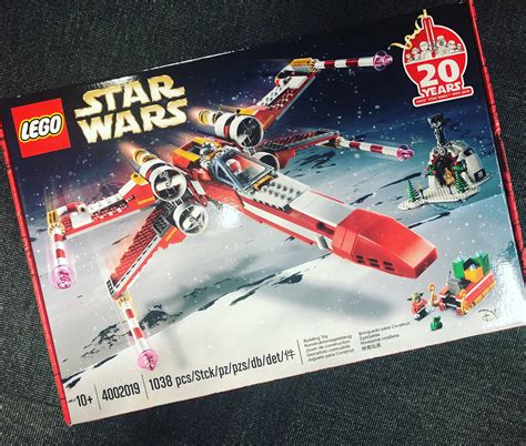 Lego Star Wars 4002019 Christmas X Wing Le Cadeau Exclusif 2019 Des
