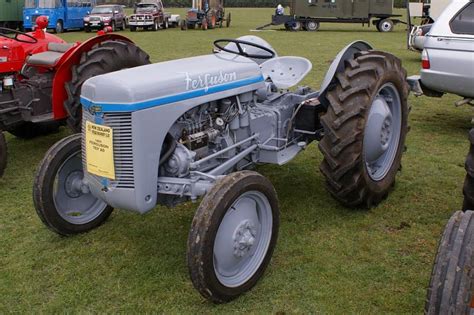 İkinci el massey ferguson traktör fiyatları. Ferguson T 20 Diesel Tractor - NUUMAN TRAKTOR AND FARM ...