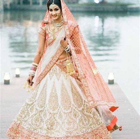 Hindu Wedding Dress Indian Wedding Outfits Indian Bridal Outfits