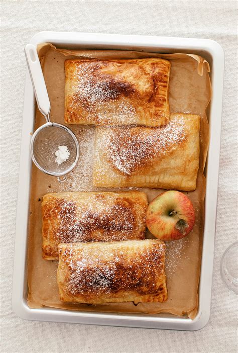 Easy Apple Hand Pies With Puff Pastry