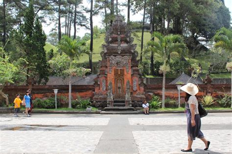 Indonesia Hunting Foreigner Who Meditated Naked At Shrine Project Matilda News