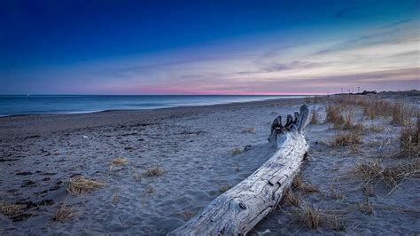 Top Beaches In Rhode Island For A Sandy Getaway Triphobo