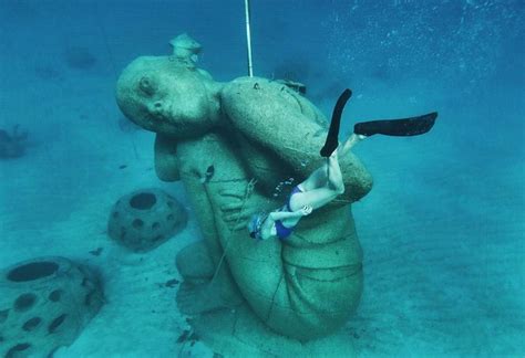 Just Visiting My Home Girl Shes The Worlds Largest Underwater Statue