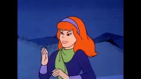 Scooby Doo Where Are You S1e2 A Clue For Scooby Doo Daphne Dancing Youtube