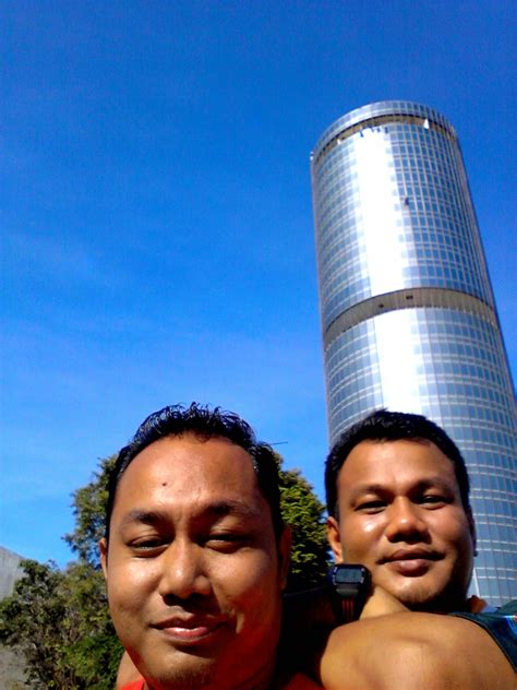 Tun datu haji mustapha juga mempunyai nama timangan yang dikenali sebagai jaman. Trip Sabah Episod V : Menara Tun Mustapha & Sekitar Kota ...