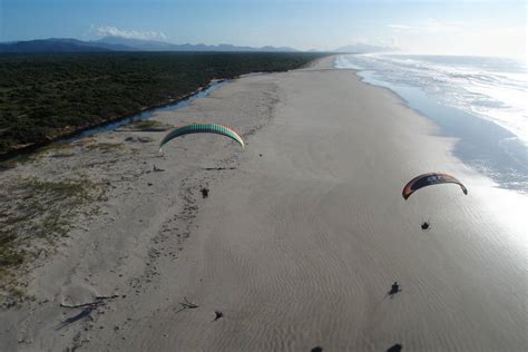 Superagui é refúgio quase intocado no litoral do Paraná