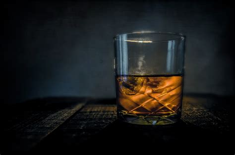 Why Does Whiskey Feel Like It Burns Scienceline