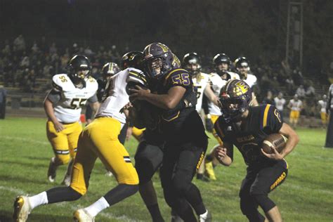 What Night Do Black Friday Ads Appear In Local Newspaper - Varsity Football Cougars Claim Share Of League Crown - Escalon Times