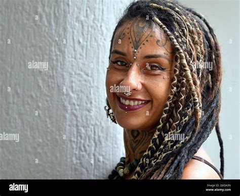 Rasta Fashion Hi Res Stock Photography And Images Alamy