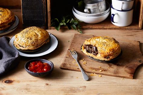 Steak and kidney is a good combination of meat and this pie works great for lunch or supper. Paul's steak and kidney pies | Recipe | Steak and kidney pie, Food, Australian food