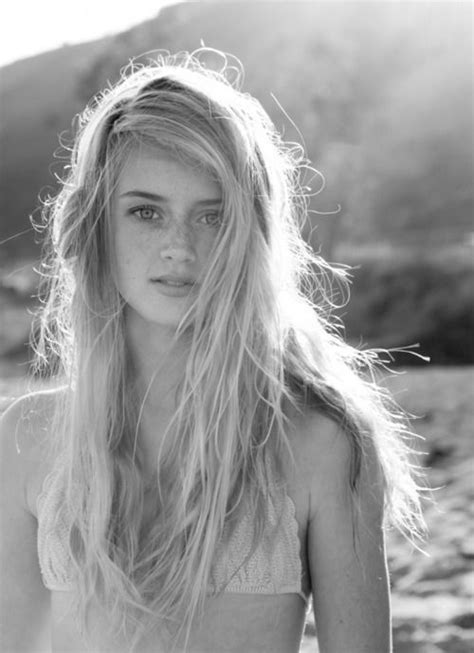 Beauty Freckles Girl Beach Blonde Freckles