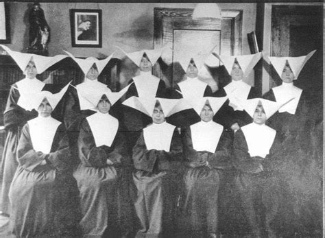 Nuns Nuns Nuns Here Are 25 Vintage Pictures Of Nuns Having Fun From