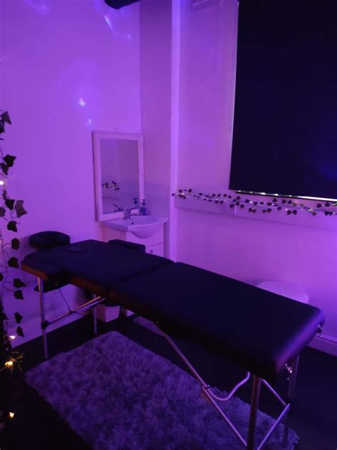 Lia Massage In Morden By Ivy And In Wimbledon London