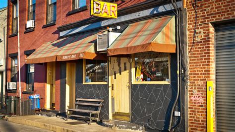 Sunnys Bars In Red Hook New York