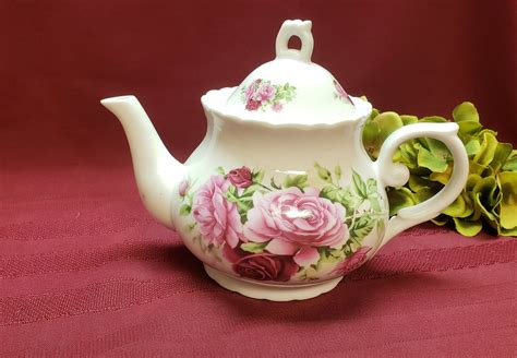 Lovely Pink Roses Teapot Floral Pattern Both Sides Scalloped Etsy