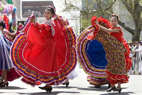 Traditional Mexican Dancers Display Colorful Dresses