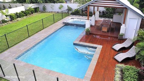 45 Incredible Wooden Deck Design Ideas For Outdoor Swimming Pool 0448
