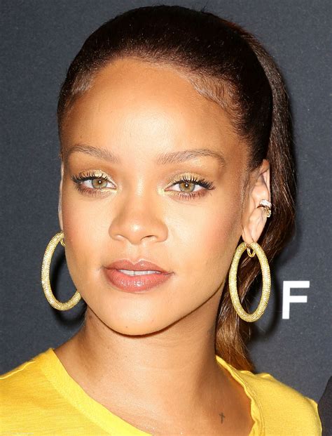 Her Eyes Rihanna Rihanna Fenty Beauty Rihanna Face Rihanna Eye Color