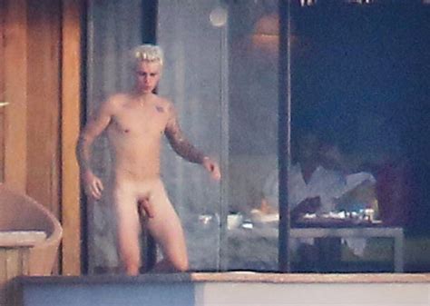 Justin Bieber Absolutely Nude In The Kitchen Naked Male Celebrities