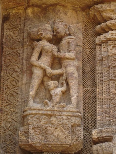 Konark Sun Temple A Travel Guide To The Most Exquisite Sun Temple In