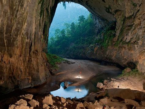 Hang Son Doong Mountian River Cave The Largest Cave In The World