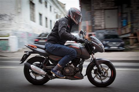 Недорогие мотоциклы Bajaj: сколько стоят, на какие модели обратить ...