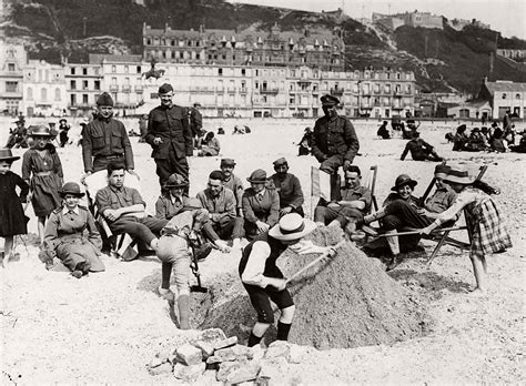 Vintage Soldiers During World War I 1914 1918 Monovisions Black