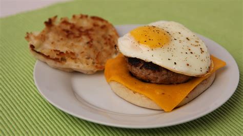 She came to the us from italy to live with her father. Ultimate Breakfast Sandwich - Laura Vitale - Everybody ...