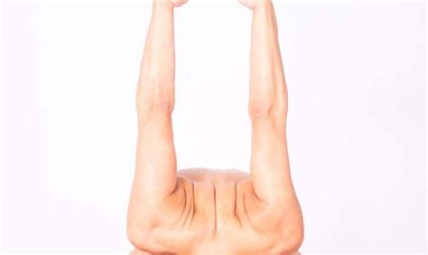 Should You Try Naked Yoga Here S How It Can Benefit You Flipboard
