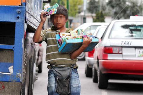 Pronnif Atiende Casos De Niños En Riesgo Al Vender Productos En Las Calles