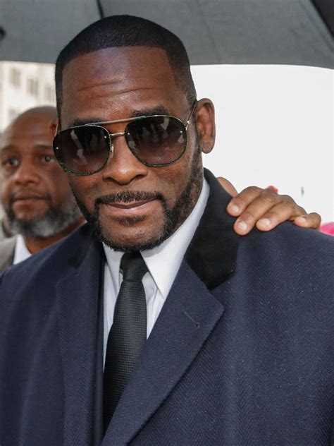 R Kelly Trial Jurors To Be Shown Video Of Singer’s Sex With Minor The Advertiser